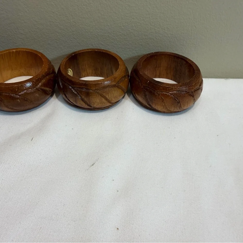 6 Teak Wood Round Napkin Rings MCM Hand‎ Carved in Philippines